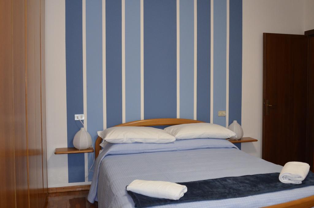 ריבה דל גארדה Residence Mezzosole חדר תמונה